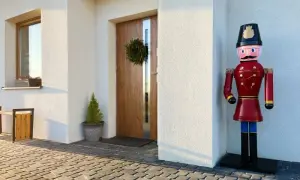 Stwórz wyjątkowego dziadka do orzechów DIY krok po kroku w prosty sposób