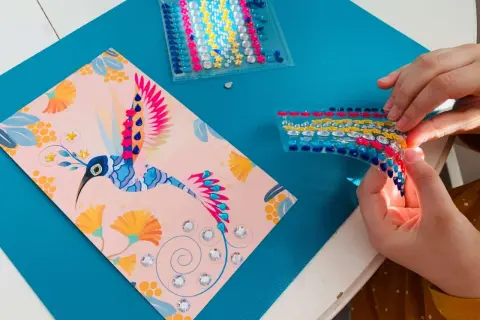 Najlepsze zestawy DIY dla dziewczynki, które rozweselą i zainspirują