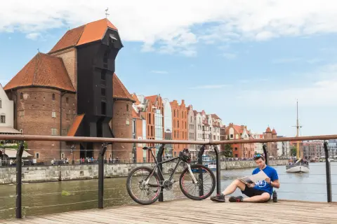 Kiedy powstał Gdańsk? Odkryj fascynujące początki miasta