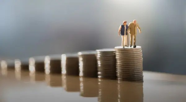 Kiedy powstały OFE i jak wpłynęły na polski system emerytalny