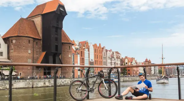 Kiedy powstał Gdańsk? Odkryj fascynujące początki miasta