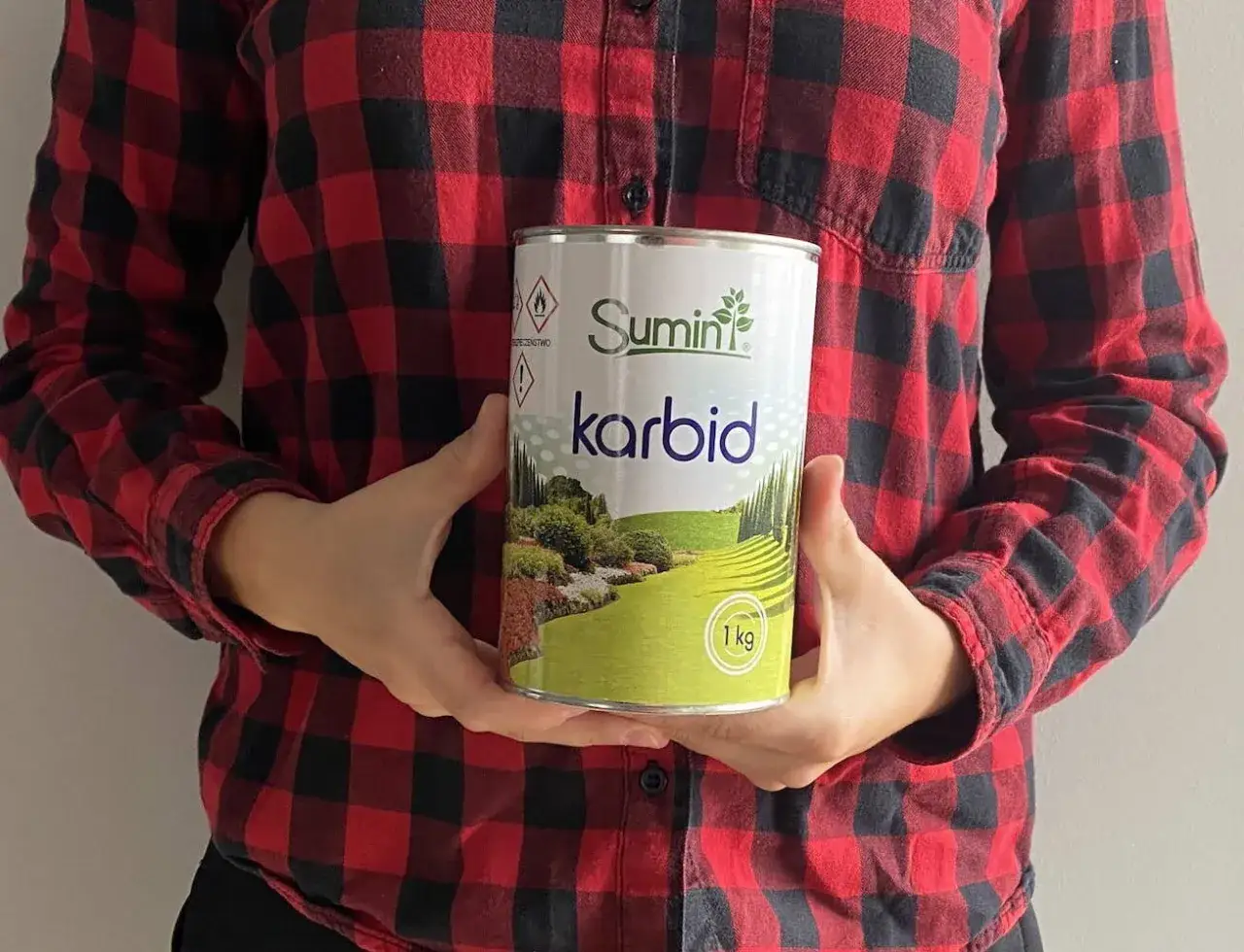 Puszka karbidu 1 kg, idealna do ogrodu. Gdzie kupić karbid? Tutaj!