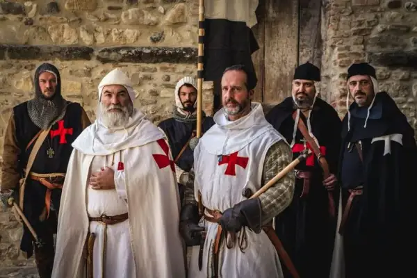 Kiedy powstał zakon templariuszy? Poznaj tajemnice jego założenia